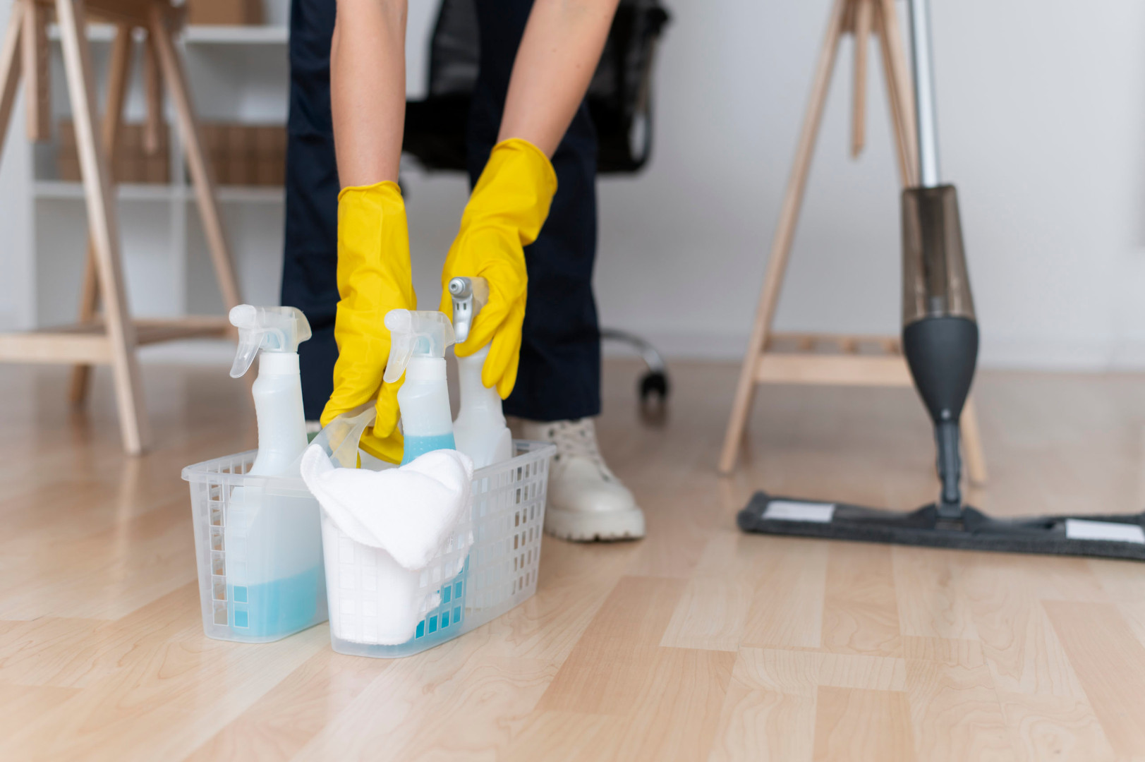 Care for PVC linoleum and natural linoleum