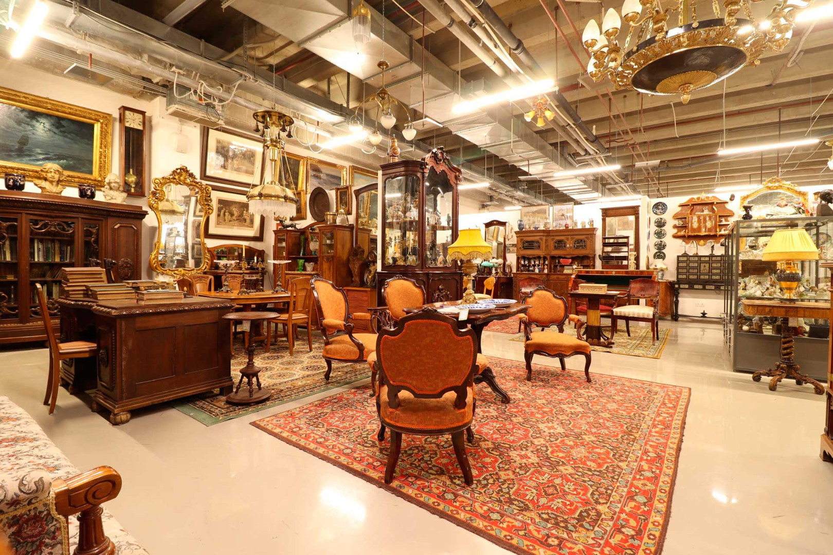 Assessing the Value and Fair Price of Retro Furniture